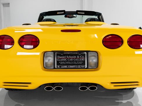 Used 2002 Chevrolet Corvette image 9