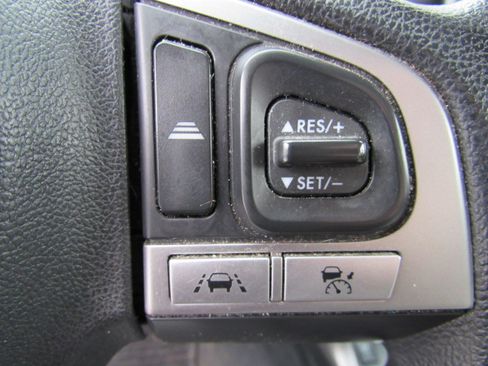 Used 2018 Subaru Forester 2.5i Premium image 24