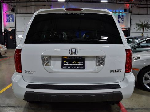 Used 2005 Honda Pilot EX image 9