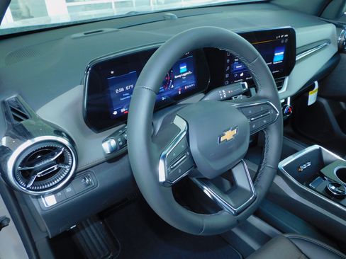New 2026 Chevrolet Equinox LT image 20