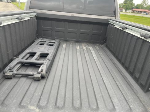 Used 2015 RAM 1500 Limited image 11