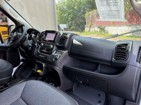 Used 2024 RAM ProMaster 2500 image 16