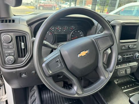 Used 2023 Chevrolet Silverado 1500 4x4 Double Cab W/T image 8