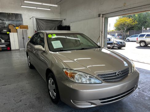 Used 2002 Toyota Camry LE image 9
