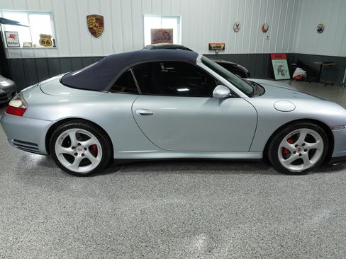 Used 2004 Porsche 911 Carrera 4S Cabriolet AWD/4WD image 9