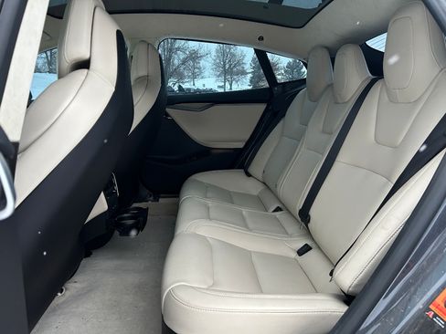 Used 2018 Tesla Model S 75D image 18