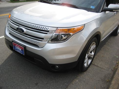Used 2013 Ford Explorer 4WD Limited image 4