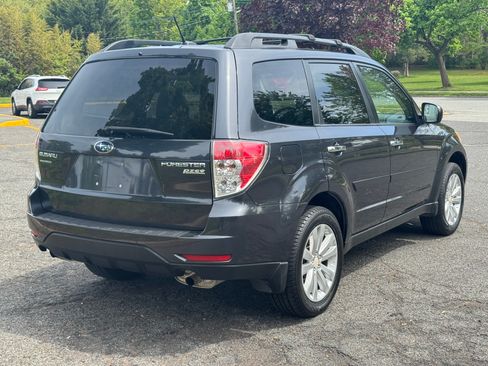 Used 2011 Subaru Forester 2.5X Limited AWD/4WD image 6