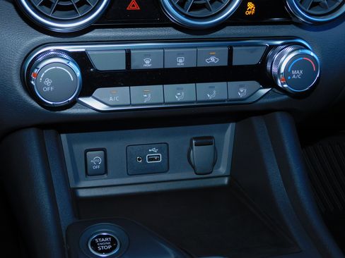 Used 2025 Nissan Sentra S image 3