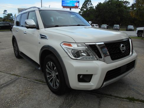 Used 2018 Nissan Armada SL image 2