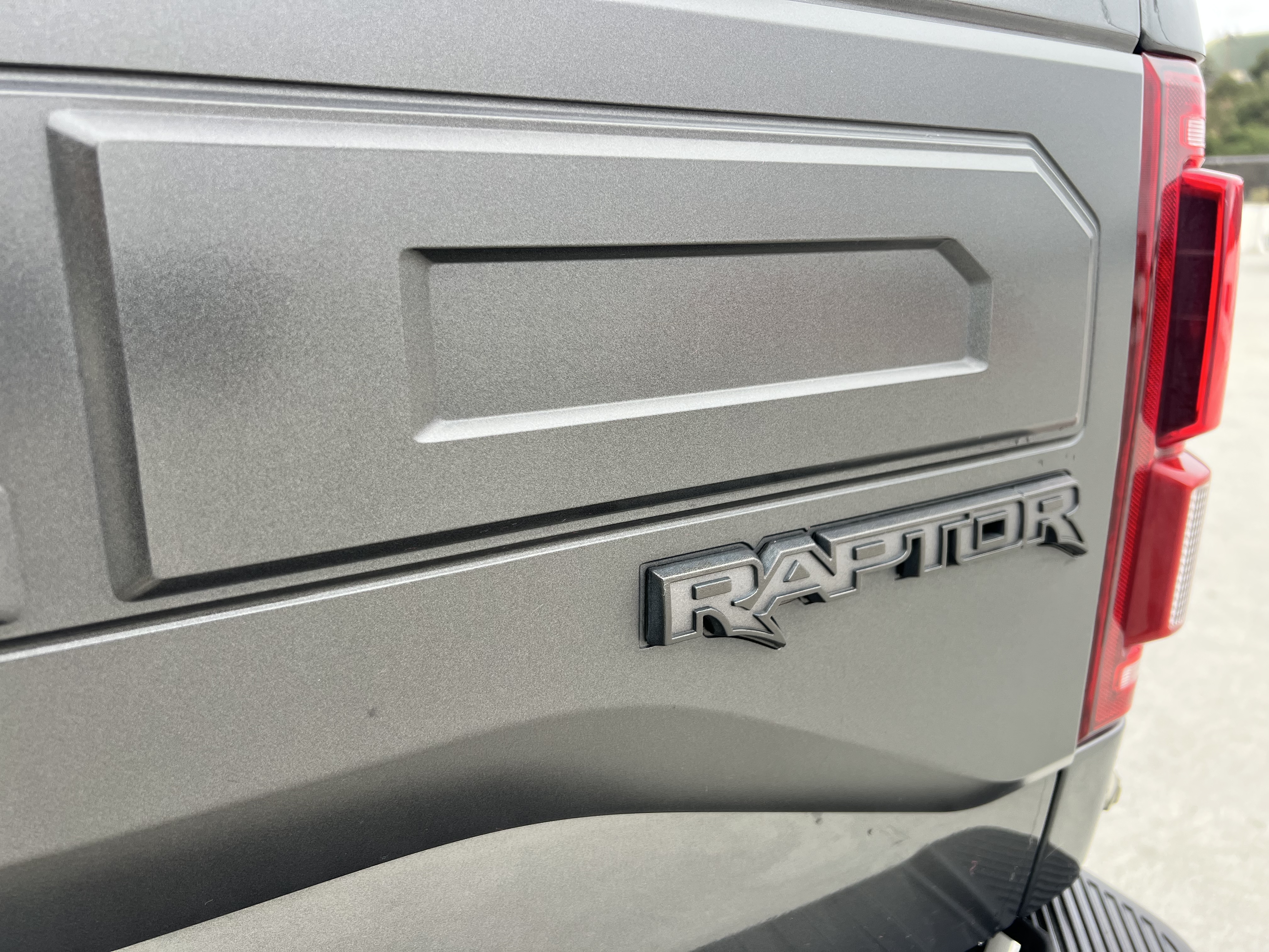 Used 2018 Ford F150 4x4 Crew Cab Raptor image 9