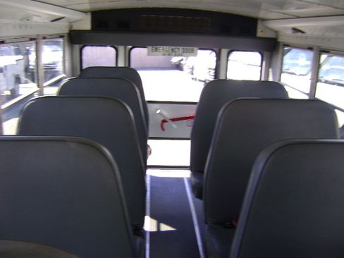 Used 2008 Chevrolet Express 3500 image 13