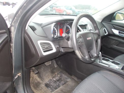 Used 2010 GMC Terrain SLE image 6