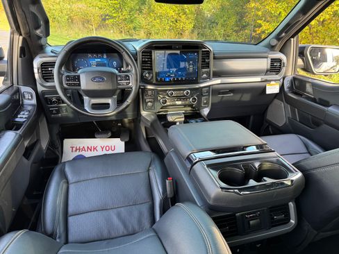 Used 2025 Ford F150 Lariat image 15