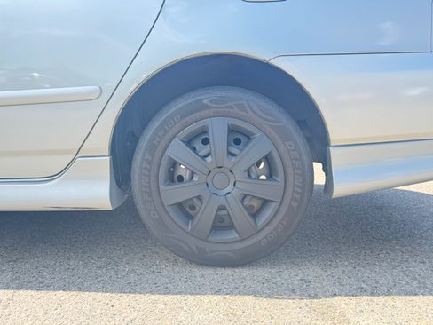 Used 2004 Toyota Corolla S FWD image 15