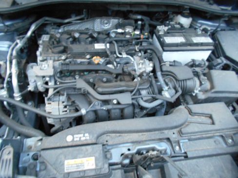 Used 2023 Toyota Corolla Cross AWD LE image 7