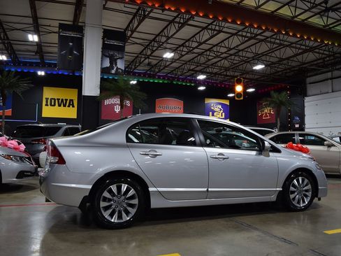 Used 2010 Honda Civic EX-L image 8