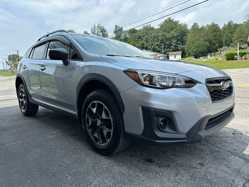 Used 2018 Subaru Crosstrek 2.0i image 5