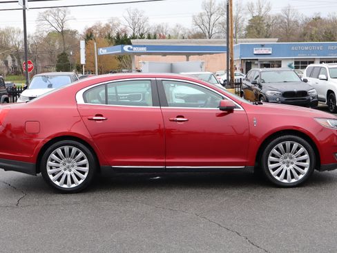 Used 2015 Lincoln MKS Elite image 9