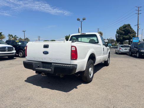 Used 2010 Ford F250 2WD Regular Cab Super Duty image 8