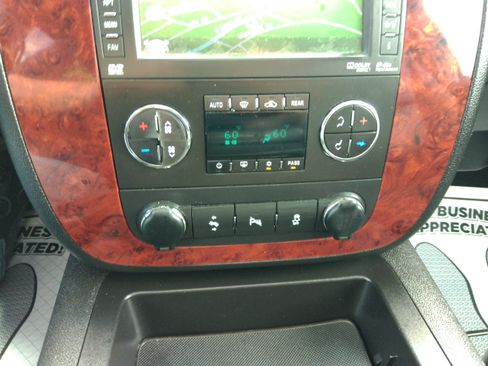 Used 2012 Chevrolet Tahoe LT image 60