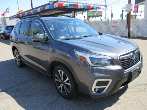 Used 2021 Subaru Forester Limited Sport Utility 4D AWD/4WD image 18