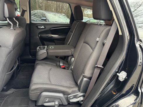 Used 2015 Dodge Journey SE image 10