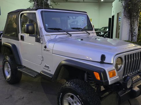 Used 2005 Jeep Wrangler Sport image 17