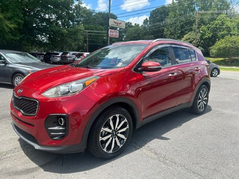 Used 2019 Kia Sportage FWD EX image 1