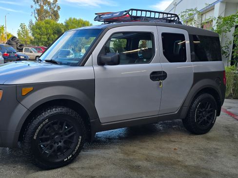 Used 2004 Honda Element EX image 13