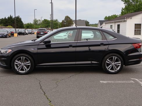 Used 2021 Volkswagen Jetta R-Line image 5