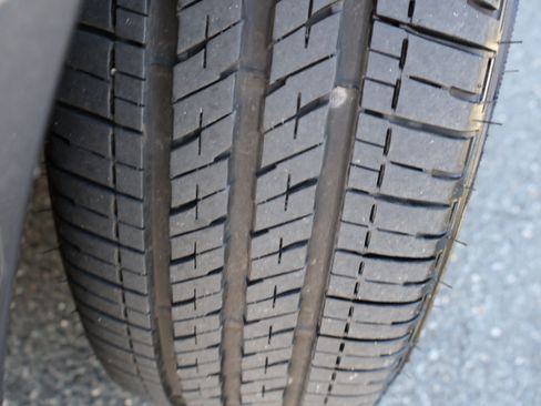 Used 2013 Toyota Prius image 36