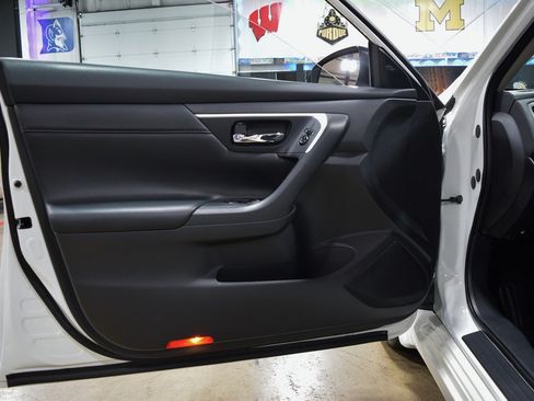 Used 2016 Nissan Altima 2.5 SL image 29