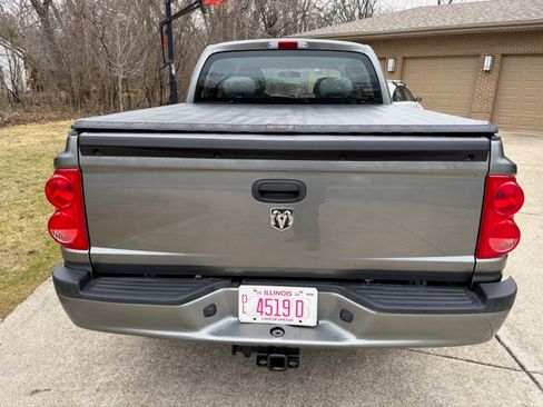 Used 2011 Dodge Dakota Lone Star image 7