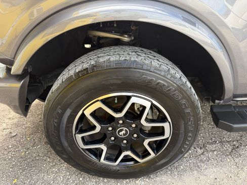 Used 2023 Ford Bronco 4-Door Outer Banks AWD/4WD image 19