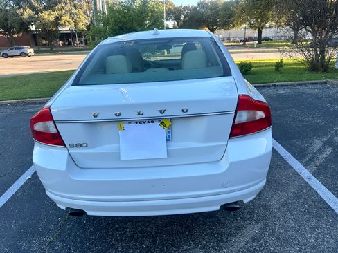 Used 2011 Volvo S80 3.2 image 4