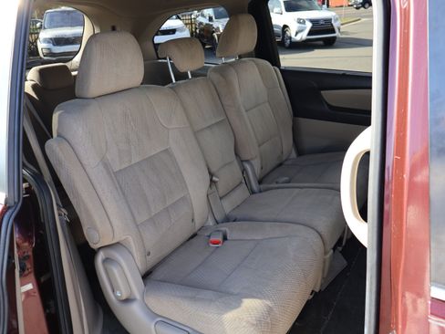 Used 2016 Honda Odyssey EX image 14