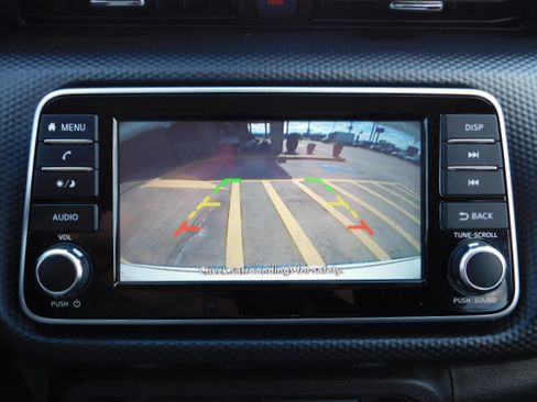 Used 2024 Nissan Kicks S image 17