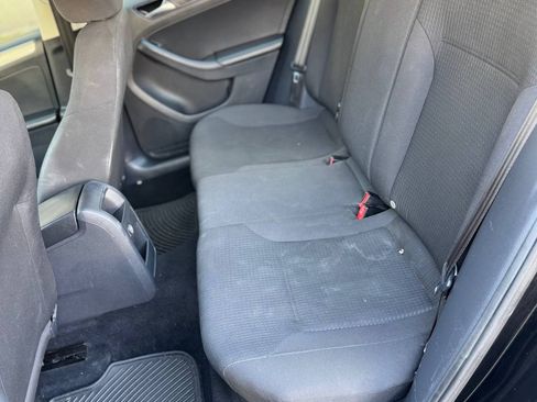 Used 2015 Volkswagen Jetta SE image 18