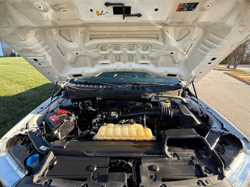 Used 2021 Ford F150 XL image 16