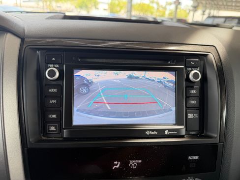 Used 2016 Toyota Sequoia Platinum image 38