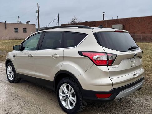 Used 2018 Ford Escape SEL image 7