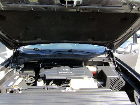 Used 2017 Nissan Titan XD 4x4 Crew Cab image 22