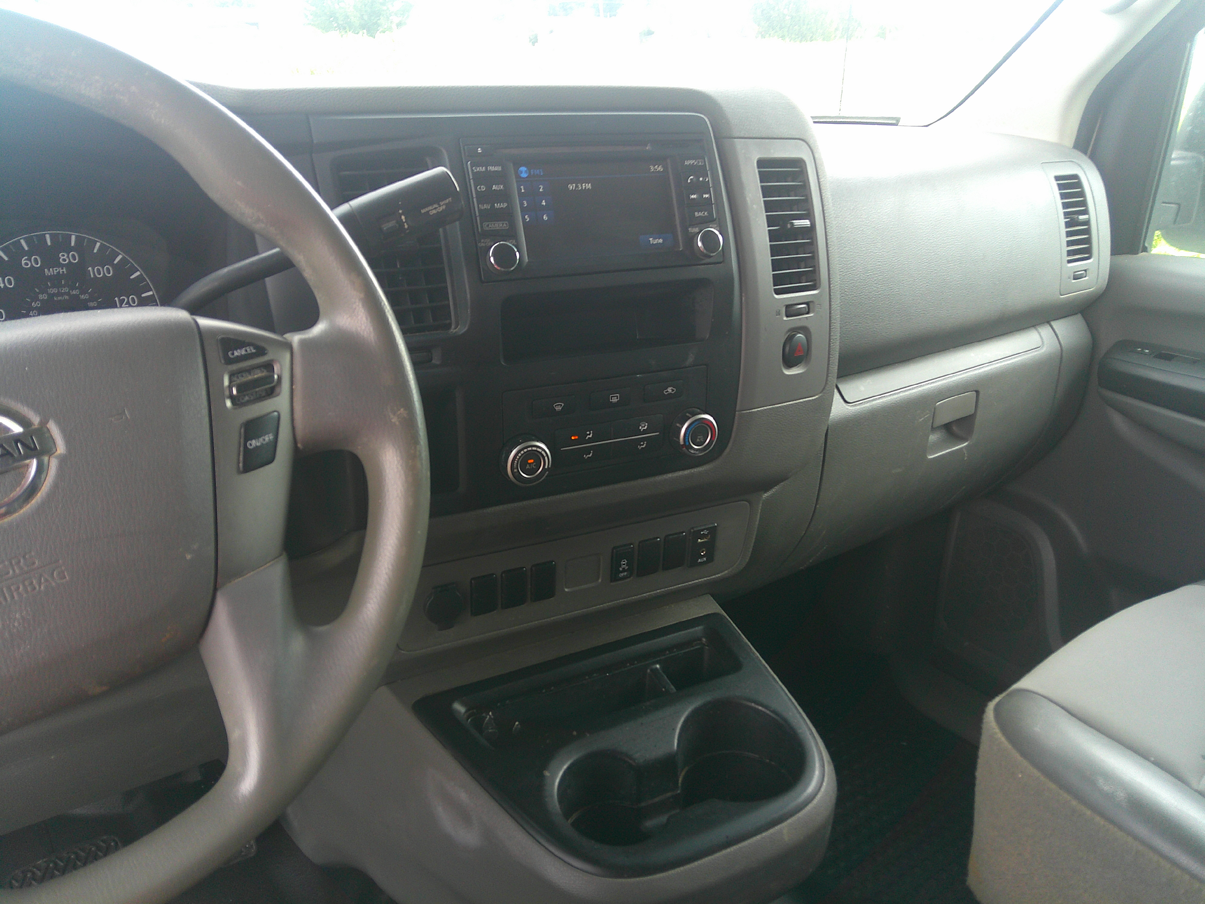 Used 2019 Nissan NV 1500 SV RWD image 11