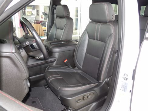 Used 2021 Chevrolet Tahoe RST image 19