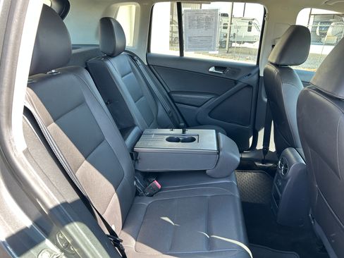 Used 2016 Volkswagen Tiguan FWD image 15