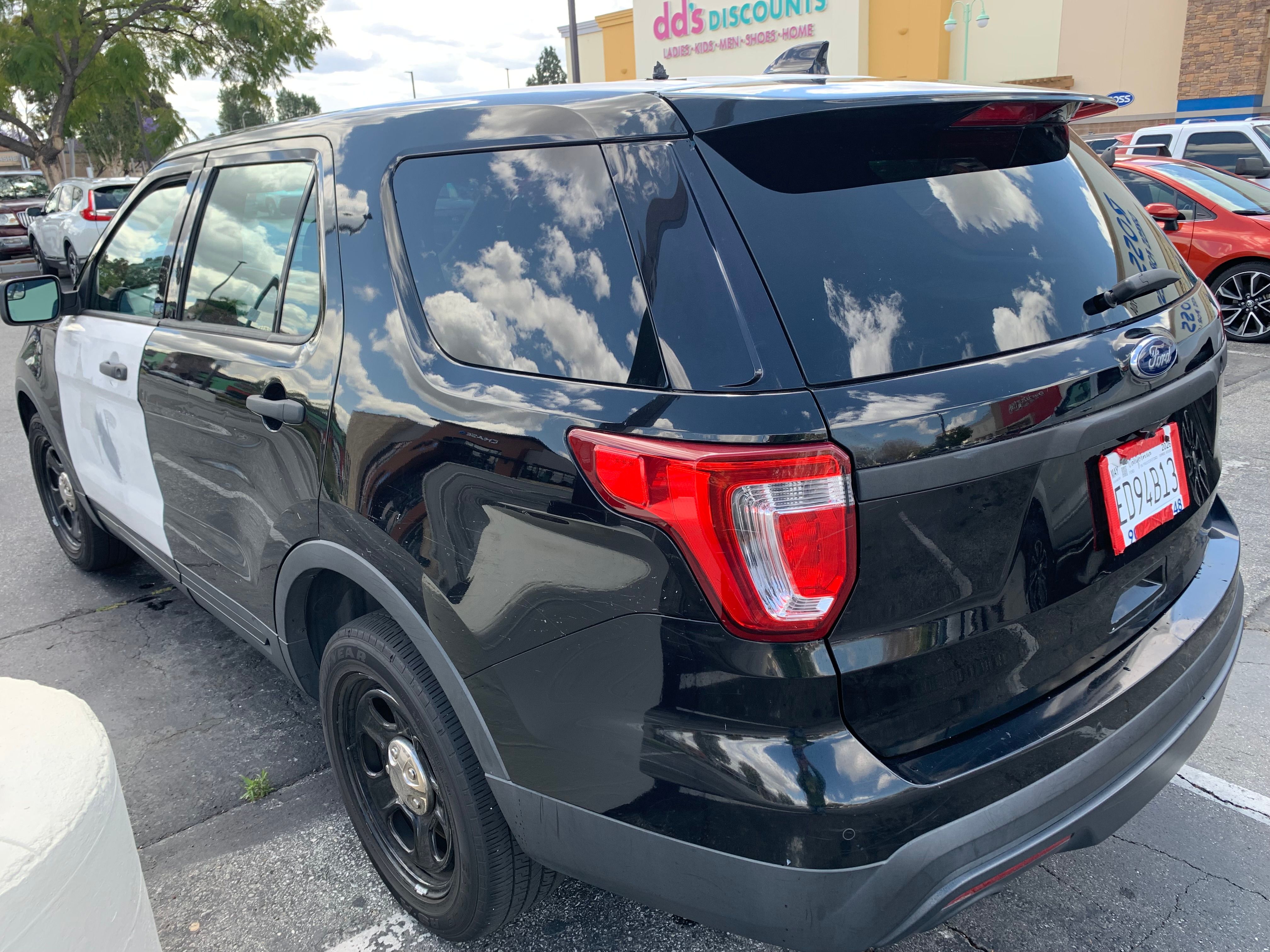 Used 2017 Ford Explorer 4WD Police Interceptor image 2
