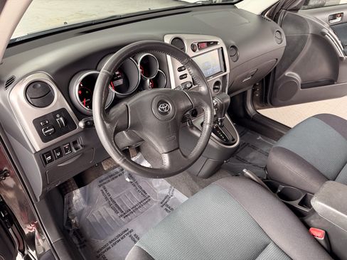 Used 2006 Toyota Matrix XR image 7