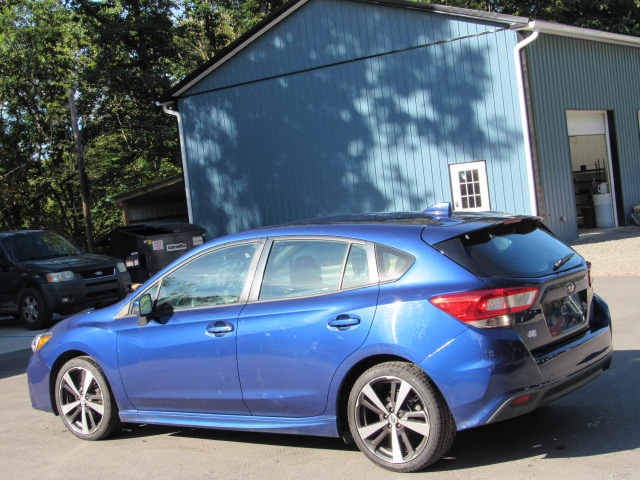 Used 2017 Subaru Impreza 2.0i Sport Hatchback AWD/4WD image 6
