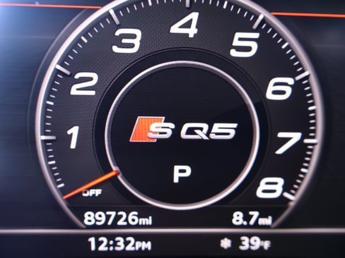 Used 2019 Audi SQ5 Premium Plus image 25